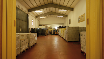 Nave de almacenamiento